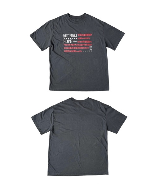 MATU:TA(マトゥータ)の「ヴィンテージフラッグロゴオーバーTシャツ / 海外ガール ロゴTシャツ オーバーTシャツ 半袖 ビッグシルエット ルーズ カジュアル ストリート 韓国 デイリー 3カラー ホワイト ネイビー チャコール(Tシャツ/カットソー・レディース・ホワイト/チャコールグレー/ネイビー・FREE)」の5枚目の写真
