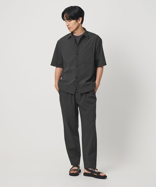 BEAUTY&YOUTH UNITED ARROWS(ビューティーアンドユースユナイテッドアローズ)の「KOMATSU PACK トロピカル レギュラー シャツ FORM型 ストレッチ 吸水速乾 UVカット セットアップ対応(シャツ/ブラウス・メンズ・ベージュ/ブラック/ダークグレー・S/M/XL/L)」の13枚目の写真