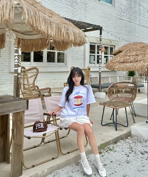 MELLOTORY(メロートリー)の「アップルメリーゴーラウンド 半袖Tシャツ (2カラー)(Tシャツ/カットソー・レディース・チャコールグレー/ホワイト・FREE)」の13枚目の写真