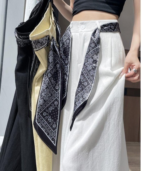 gossip!ロサンゼルス(ゴシップロサンゼルス)の「YUGA ハイウエスト ストレートワイドレッグ(デニムパンツ・レディース・ブラック/ホワイト・L/M)」の8枚目の写真