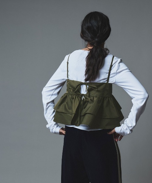 W:Huku(フーク)の「【W:Huku / ナイロンオックス】ペプラム ビスチェ / Nylon Oxford Peplum Bustier(ベスト・レディース・ライトベージュ・FREE)」の4枚目の写真