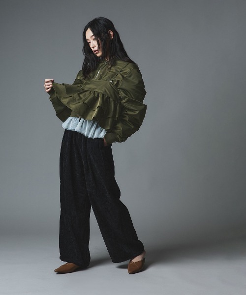 W:Huku(フーク)の「【W:Huku / ナイロンオックス】ペプラム ビスチェ / Nylon Oxford Peplum Bustier(ベスト・レディース・ライトベージュ・FREE)」の8枚目の写真