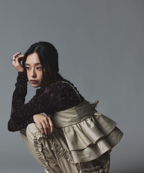 W:Huku(フーク)の「【W:Huku / ナイロンオックス】ペプラム ビスチェ / Nylon Oxford Peplum Bustier(ベスト・レディース・ライトベージュ・FREE)」の20枚目の写真