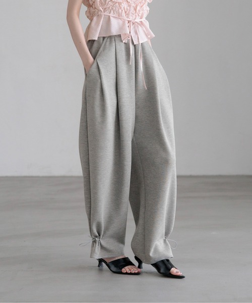 LOWRYS FARM(ローリーズファーム)の「【接触冷感・UVカット】カットイージードロストパンツ 1044353(スウェットパンツ・レディース・グレー系その他5/ブラック/グレー系その他3/ピンク・FREE)」の3枚目の写真