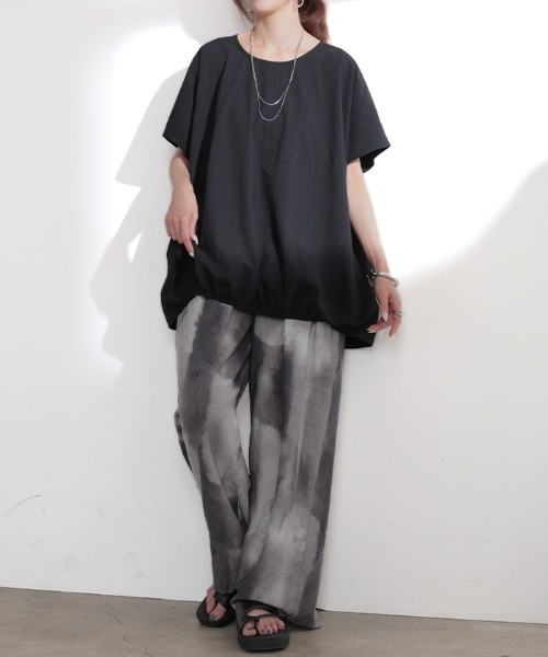 HUG.U(ハグユー)の「まるっとカバー。 綿100%ナチュラルTシャツ(Tシャツ/カットソー・レディース・レッド/ネイビー/ブラック/ダークグレー/グリーン/ホワイト・FREE)」の18枚目の写真