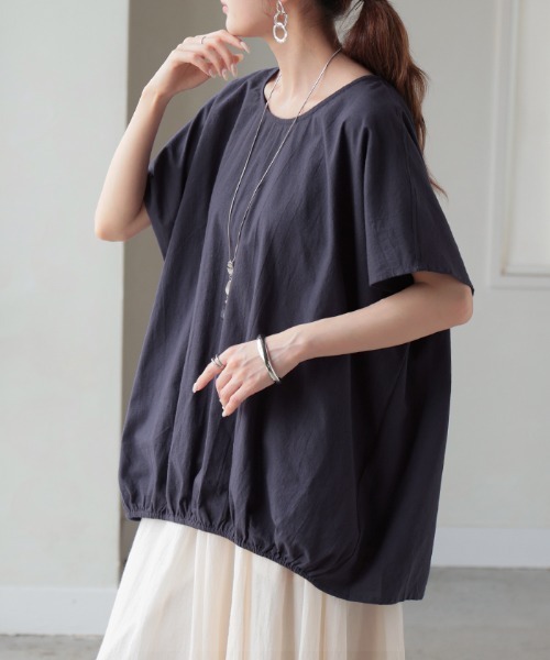 HUG.U(ハグユー)の「まるっとカバー。 綿100%ナチュラルTシャツ(Tシャツ/カットソー・レディース・レッド/ネイビー/ブラック/ダークグレー/グリーン/ホワイト・FREE)」の13枚目の写真