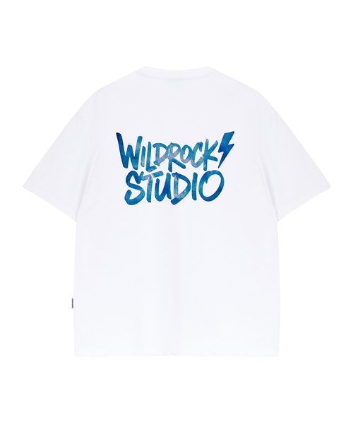 WILDROCK(ワイルドロック)の「ウォーターカラーライトニング クールコットンオーバーサイズ半袖Tシャツ(Tシャツ/カットソー・メンズ・ブルー/チャコール/イエロー/ピンク/スカイブルー/ホワイト/ブラック・LARGE/MEDIUM/SMALL)」の2枚目の写真