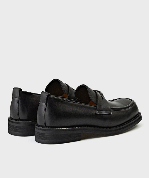JOSEPHT（ジョセフ）の「LIAM BLACK [VIBRAM]（ローファー・メンズ・その他・24cm/24.5cm/25cm/25.5cm/26cm/28cm/26.5cm/27cm/27.5cm）」の3枚目の写真
