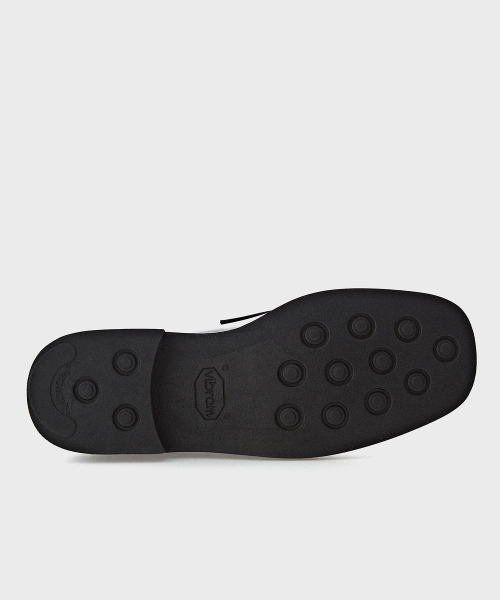 JOSEPHT（ジョセフ）の「LIAM BLACK [VIBRAM]（ローファー・メンズ・その他・24cm/24.5cm/25cm/25.5cm/26cm/28cm/26.5cm/27cm/27.5cm）」の4枚目の写真