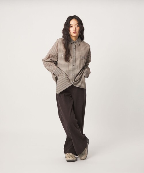 crocs(クロックス)の「【WEB限定】<crocs>クラフテッド ポニー ヘア クロッグ サンダル(サンダル・レディース・その他1・22cm/23cm/24cm/25cm)」の3枚目の写真