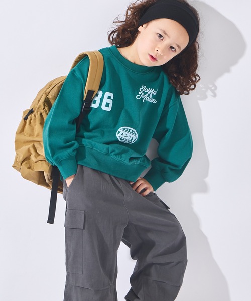 ever closet（エバークローゼット）の「【ヨレ知らず】主役になる グラフィック裏毛トレーナー（スウェット・キッズ・ネイビー/オフホワイト/サックスブルー/ピンク/グレー系その他/グリーン系その他/レッド系その他/グレー系その他2・90cm/100cm/110cm/120cm/130cm/140cm/150cm）」の5枚目の写真