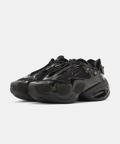 NIKE(ナイキ)の「NIKE WMNS AIR MAX MUSE IR8633-001(スニーカー・レディース・ブラック・25cm/24.5cm/24cm/23.5cm/23cm)」の3枚目の写真