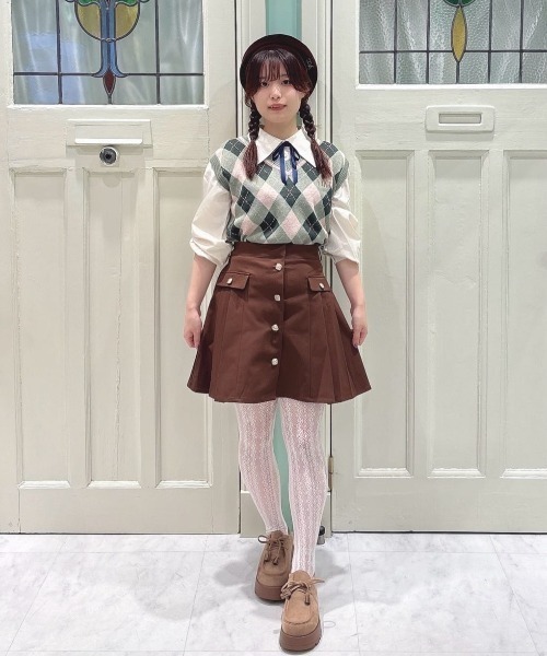 F i.n.t(フィント)の「ボリュームソールモカシンシューズ/fint フィント(モカシン/デッキシューズ・レディース・ブラウン/アイボリー・S/M/L)」の12枚目の写真