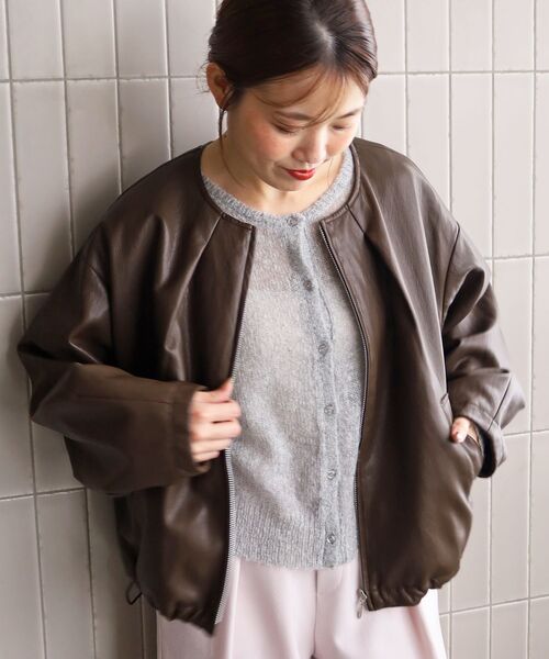 le.coeur blanc(ルクールブラン)の「シアーモヘヤクルーネックカーデ(カーディガン/ボレロ・レディース・グレー/ピンク/ベージュ・38)」の17枚目の写真
