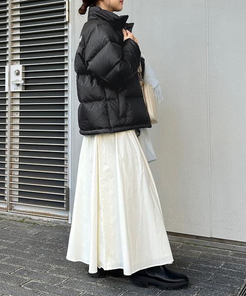 THE NORTH FACE(ザノースフェイス)の「《追加》THE NORTH FACE/ザ ノース フェイス SHORT Nuptse Jacket NDW92555 【手洗い可能】(ダウンジャケット/コート・レディース・ブラック・MEDIUM)」の4枚目の写真