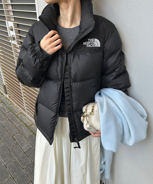 THE NORTH FACE(ザノースフェイス)の「《追加》THE NORTH FACE/ザ ノース フェイス SHORT Nuptse Jacket NDW92555 【手洗い可能】(ダウンジャケット/コート・レディース・ブラック・MEDIUM)」の6枚目の写真