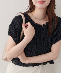 シャーリングパフブラウス