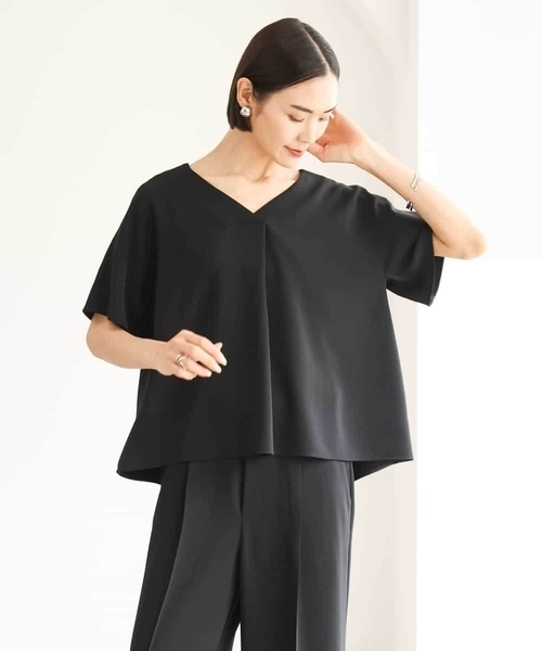 MICHEL KLEIN（ミッシェル・クラン）の「[セットアップ対応]Vネックフレアブラウス（シャツ/ブラウス・レディース・ブラック・38）」の11枚目の写真
