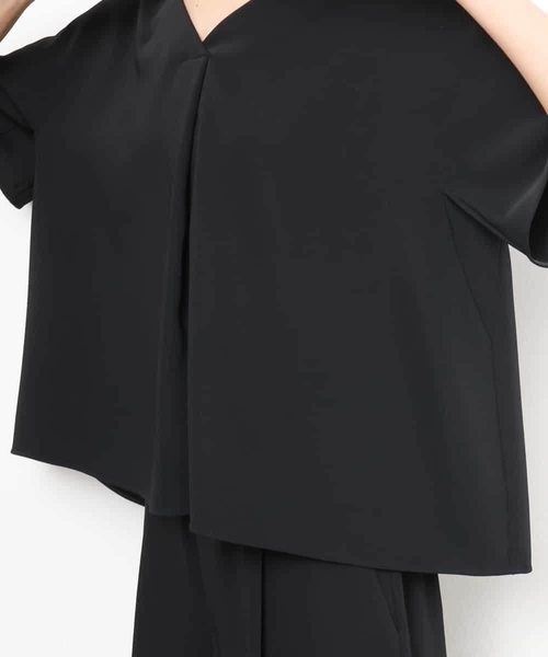 MICHEL KLEIN（ミッシェル・クラン）の「[セットアップ対応]Vネックフレアブラウス（シャツ/ブラウス・レディース・ブラック・38）」の9枚目の写真