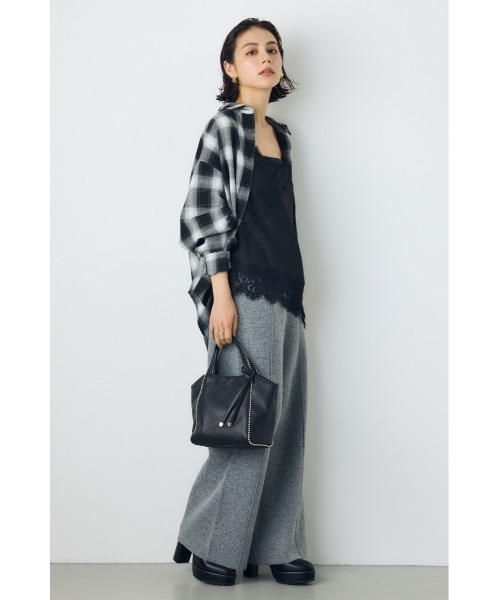 AZUL by moussy(アズールバイマウジー)の「2WAY ボールチェーンミニトートバッグ ハンドバッグ ショルダーバッグ 斜め掛け・肩掛けOK!ショルダーストラップ付き(ショルダーバッグ・レディース・グレー/ブラック/アイボリー・FREE)」の19枚目の写真