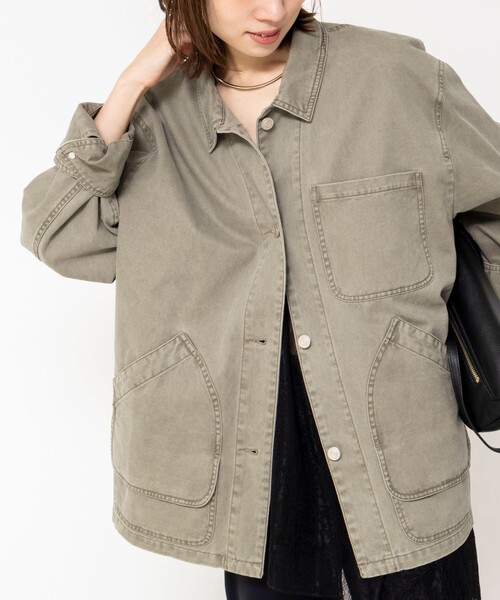 NOLLEY’S(ノーリーズ)の「【WEB限定】ウォッシャブルケミカルウォッシュカバーオール(ブルゾン・レディース・カーキ・FREE)」の1枚目の写真