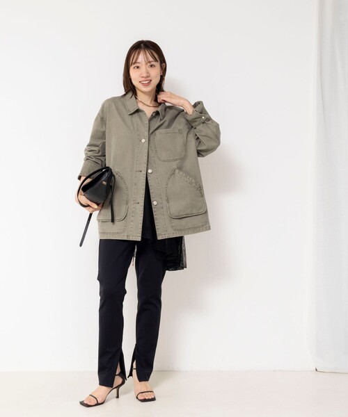 NOLLEY’S(ノーリーズ)の「【WEB限定】ウォッシャブルケミカルウォッシュカバーオール(ブルゾン・レディース・カーキ・FREE)」の2枚目の写真
