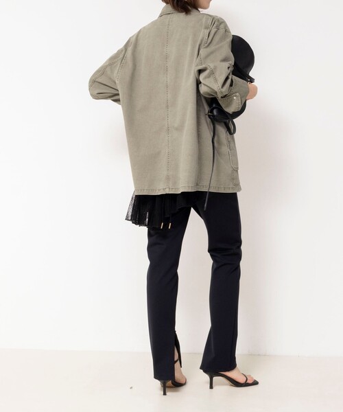 NOLLEY’S(ノーリーズ)の「【WEB限定】ウォッシャブルケミカルウォッシュカバーオール(ブルゾン・レディース・カーキ・FREE)」の4枚目の写真