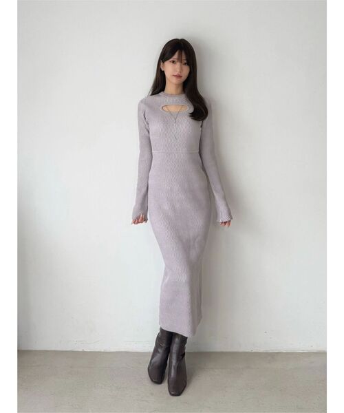 MERCURYDUO(マーキュリーデュオ)の「チェーン付カットアウトラメニットワンピース(ワンピース・レディース・ライム/ブラック/ラベンダー・FREE)」の1枚目の写真