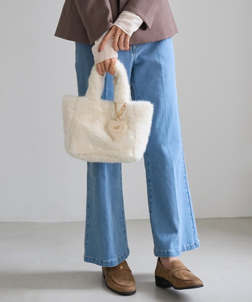 ROPE' PICNIC(ロペピクニック)の「PICNIC DOGシリーズ ミラーチャーム付きファーハンドバッグ(トートバッグ・レディース・チャコールグレー/ピンク/サックスブルー/キナリ・FREE)」の8枚目の写真