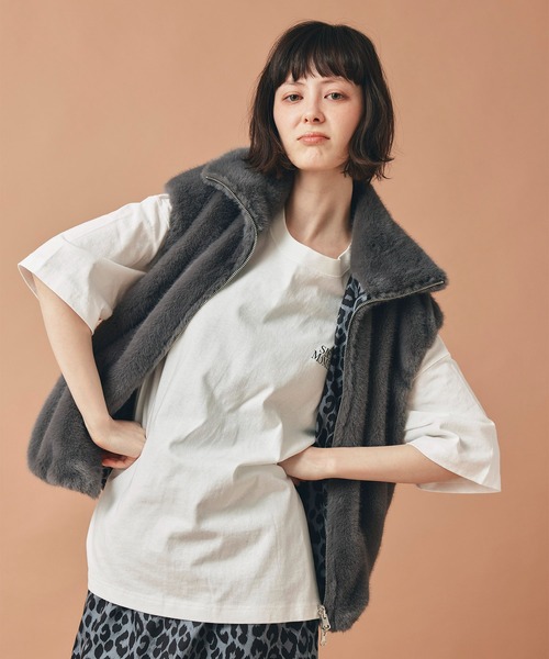 AT THE TRNK(アットザトランク)の「オリジナル レオパード柄 ファー リバーシブル ベスト AT THE TRNK(その他アウター・レディース・グレー/ブラウン・フリー)」の12枚目の写真