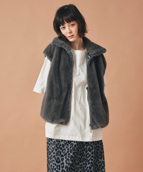 AT THE TRNK(アットザトランク)の「オリジナル レオパード柄 ファー リバーシブル ベスト AT THE TRNK(その他アウター・レディース・グレー/ブラウン・フリー)」の14枚目の写真