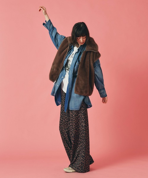 AT THE TRNK(アットザトランク)の「オリジナル レオパード柄 ファー リバーシブル ベスト AT THE TRNK(その他アウター・レディース・グレー/ブラウン・フリー)」の19枚目の写真