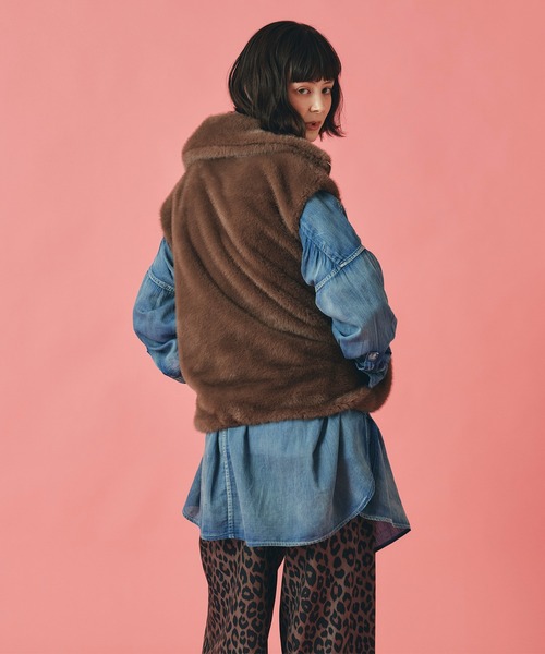 AT THE TRNK(アットザトランク)の「オリジナル レオパード柄 ファー リバーシブル ベスト AT THE TRNK(その他アウター・レディース・グレー/ブラウン・フリー)」の21枚目の写真