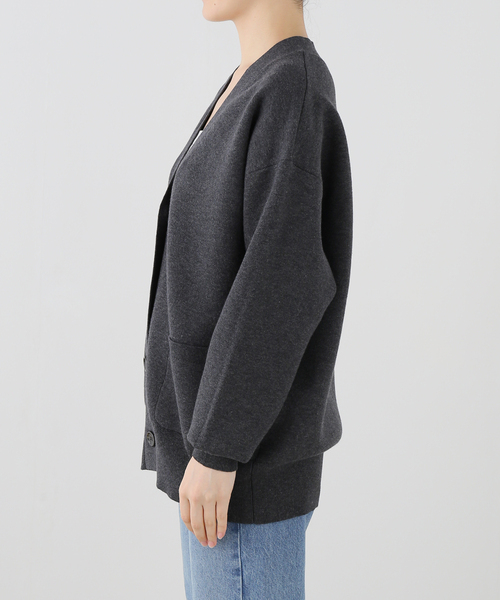 JOURNAL STANDARD（ジャーナルスタンダード）の「コットンカシミヤMIX Vネックカーディガン（ニット/セーター・レディース・ライトグレー/チャコールグレー/パープル・FREE）」の11枚目の写真