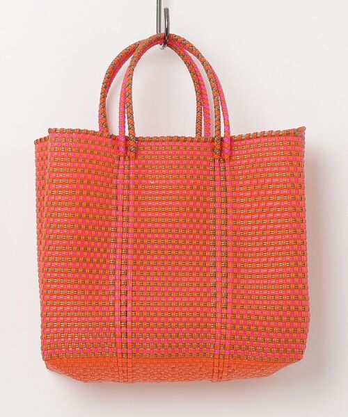 MAISON mou(メゾンムー)の「【Moon Bird/ムーンバード】メキシコ製・手編みのメルカドバッグ(M)MBST26-11(かごバッグ・レディース・ブラック系その他/ブルー系その他2/その他35/オレンジ系その他/ゴールド系その他/シルバー・FREE)」の1枚目の写真