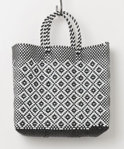 MAISON mou(メゾンムー)の「【Moon Bird/ムーンバード】メキシコ製・手編みのメルカドバッグ(M)MBST26-11(かごバッグ・レディース・ブラック系その他/ブルー系その他2/その他35/オレンジ系その他/ゴールド系その他/シルバー・FREE)」の7枚目の写真