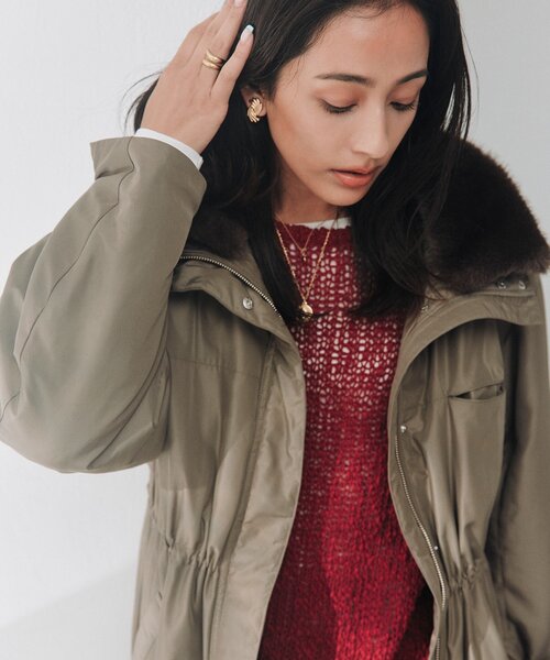 RIVE DROITE(リヴドロワ)の「スタンドカラーパテッドジャケット(秋服/冬服)(その他アウター・レディース・ブラック/カーキ・FREE)」の1枚目の写真