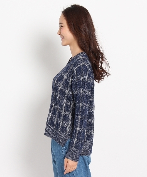 HusHusH（ハッシュアッシュ）の「縄編みVネックニット（ニット/セーター・レディース・ホワイト/グレー/ブルー・03/02）」の7枚目の写真