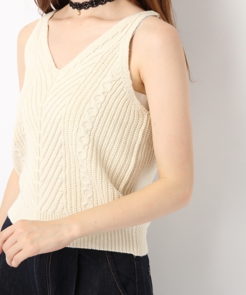 Heather（ヘザー）の「ケーブルキャミタンク  731021（ニット/セーター・レディース・オフホワイト/レッド/ブラック・FREE）」の14枚目の写真