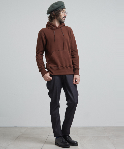 UNITED TOKYO（ユナイテッドトウキョウ）の「スーピマテーパードデニム（デニムパンツ・メンズ・ブラック/ネイビー・1/2/3）」の12枚目の写真