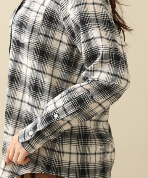 MYSELF ABAHOUSE（マイセルフアバハウス）の「シャーリングタータンチェックレギュラーシャツ（シャツ/ブラウス・レディース・オフホワイト/グレー・SMALL/MEDIUM）」の9枚目の写真