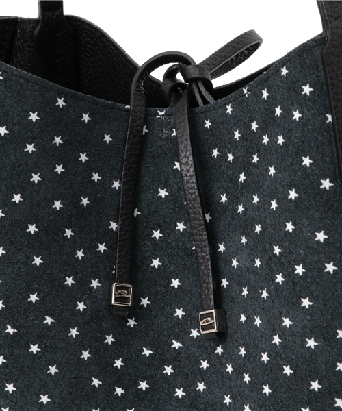 FRAMeWORK（フレームワーク）の「GIANNI CHIARINIリバーシブルスタープリントトート◆（トートバッグ・レディース・ブラック/ベージュ・FREE）」の12枚目の写真