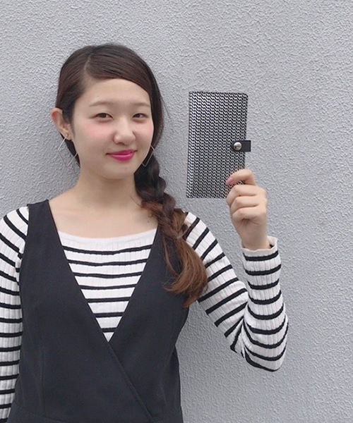 カワカワ kawakawa スマホケース 新品（新品カワカワ Kawa Kawa