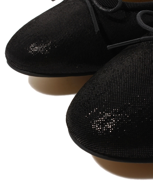 ODETTE E ODILE（オデットエオディール）の「オデット エ オディール/O Ballerina ﾌﾗｯﾄｼｭｰｽﾞ10（バレエシューズ・レディース・ゴールド/ブラック・22cm/22.5cm/23cm/24cm/24.5cm/25cm/25.5cm/23.5cm）」の7枚目の写真