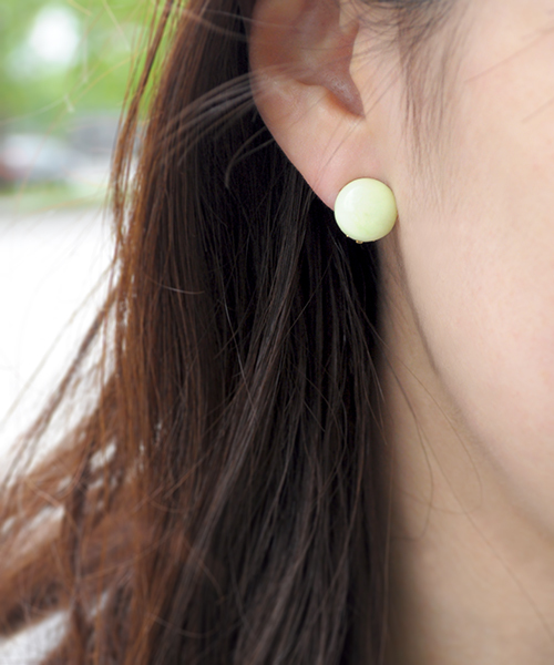 anq.（アンク）の「「anq.」OneStoneイヤリング (アゲート・ハウライト・コーラル)（イヤリング・レディース・ライトグリーン/ブラウン/グリーン/ピンク/オレンジ/ライトブラック/オレンジ系その他/レッド/ブラック/ホワイト/グリーン系その他/ターコイズブルー/ホワイト系その他/レッド系その他/ダークブラウン/ダークブラック/グレー・ONE SIZE）」の10枚目の写真