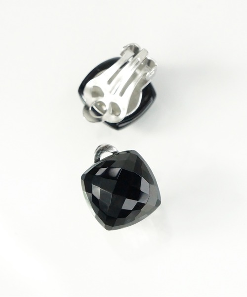 anq.（アンク）の「「anq.」OneStoneイヤリング (アゲート・ハウライト・コーラル)（イヤリング・レディース・ライトグリーン/ブラウン/グリーン/ピンク/オレンジ/ライトブラック/オレンジ系その他/レッド/ブラック/ホワイト/グリーン系その他/ターコイズブルー/ホワイト系その他/レッド系その他/ダークブラウン/ダークブラック/グレー・ONE SIZE）」の4枚目の写真