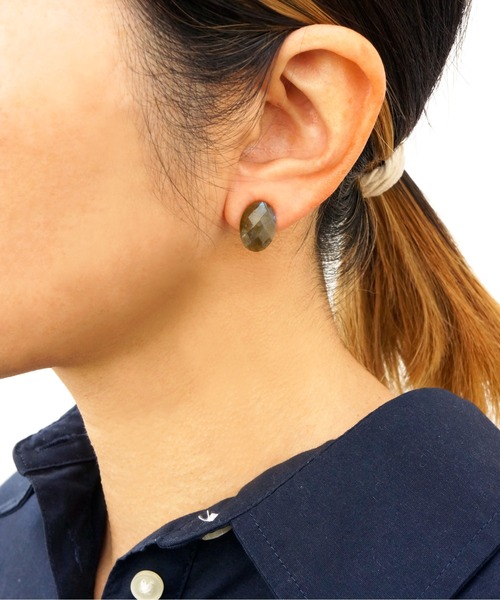 anq.（アンク）の「「anq.」OneStoneイヤリング (アゲート・ハウライト・コーラル)（イヤリング・レディース・ライトグリーン/ブラウン/グリーン/ピンク/オレンジ/ライトブラック/オレンジ系その他/レッド/ブラック/ホワイト/グリーン系その他/ターコイズブルー/ホワイト系その他/レッド系その他/ダークブラウン/ダークブラック/グレー・ONE SIZE）」の21枚目の写真