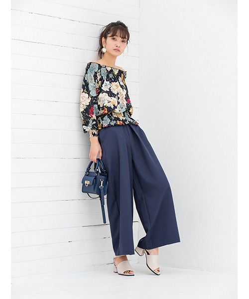 fifth（フィフス）の「ウエストリボンとろみワイドロングパンツ（その他パンツ・レディース・アイボリー/ベージュ/ネイビー/ブラック/グレー・MEDIUM）」の5枚目の写真