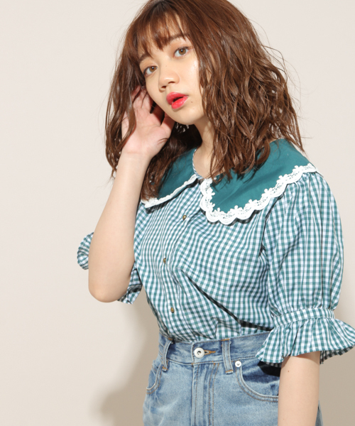 apres jour（アプレジュール）の「刺繍襟アソートブラウス【ZOZOTOWN限定アイテム】（シャツ/ブラウス・レディース・オフホワイト/グリーン系その他/ブラウン系その他・フリー）」の5枚目の写真