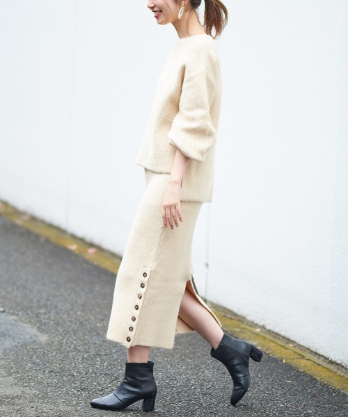 natural couture(ナチュラルクチュール)の「もちもちサイド釦スカート(スカート・レディース・ライトグレー/ブラック/ピンク/アイボリー・FREE)」の15枚目の写真